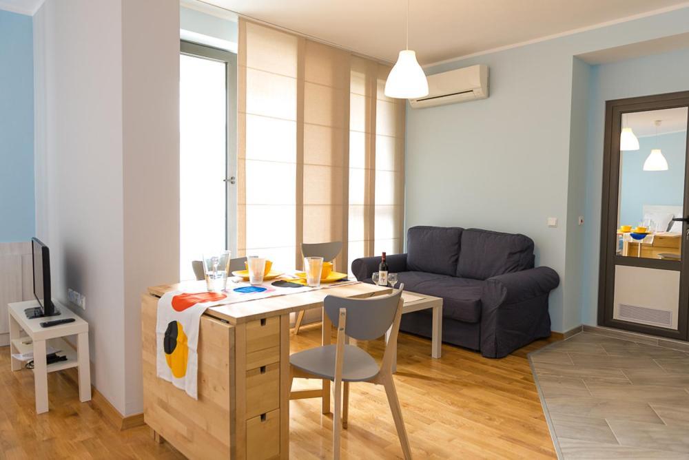 Appartamento в жълто Burgas